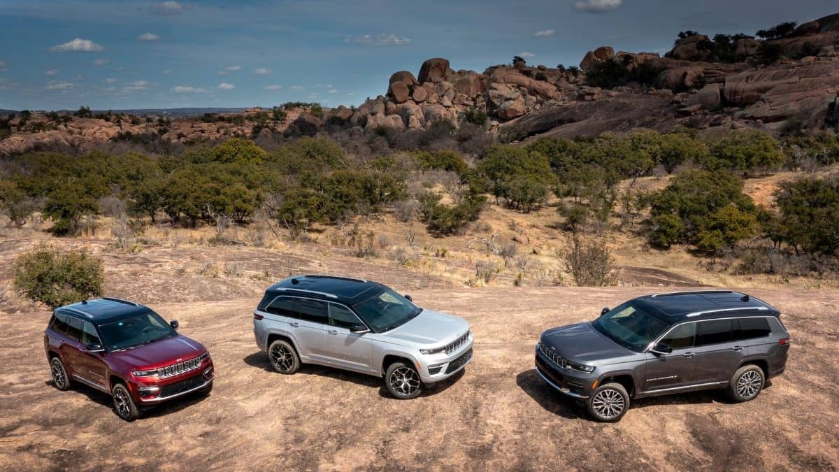 Faulty Back Up Cameras Forcing Recall of 160,000 Jeep Grand Cherokees